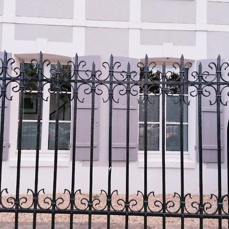 شقة Le 2 Pieces Avec Parking Prive أونفلور المظهر الخارجي الصورة